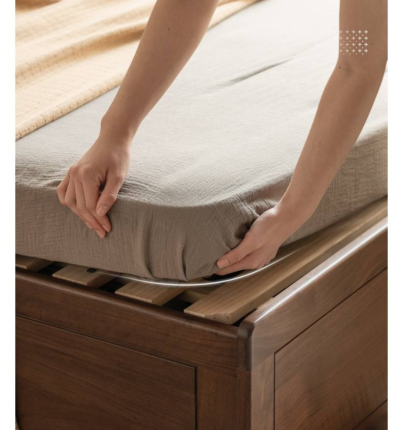 Black Walnut Solid Wood Italian Light Luxury Platform Bed, Headboard-Free Box Bed