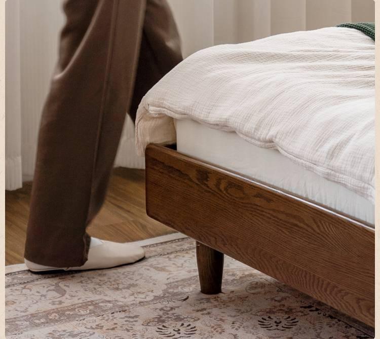Oak Solid Wood Modern Simple Bed