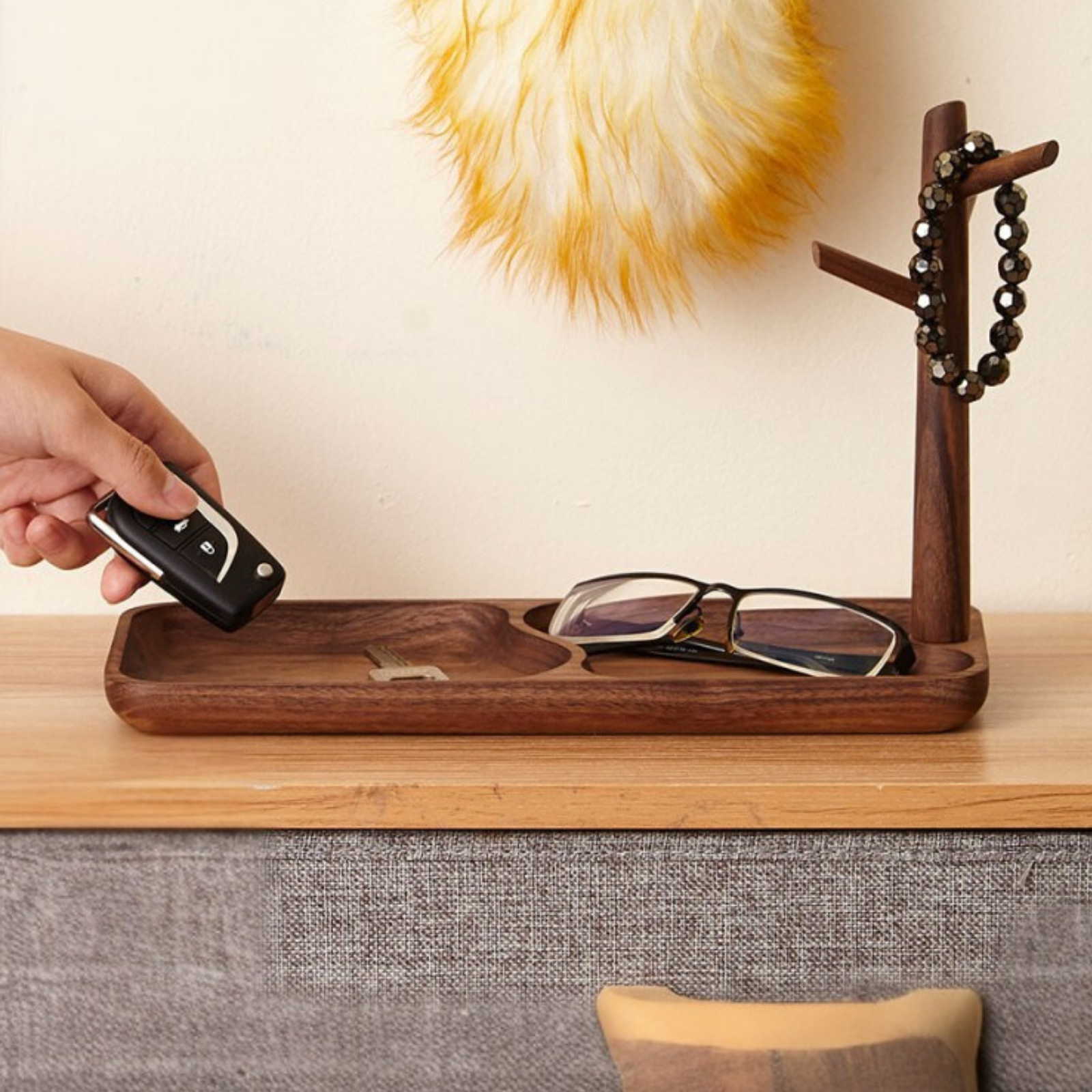 Beech, Black Walnut, Acacia Solid Wood Key Hanging Rack