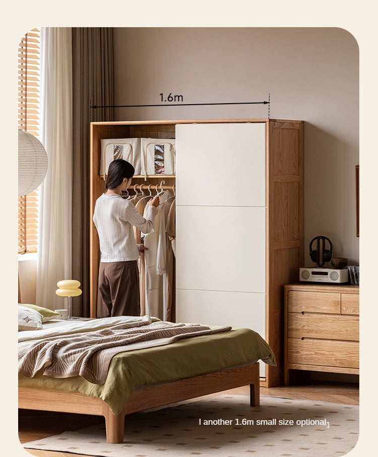 Oak Solid Wood Sliding Door Storage Wardrobe::