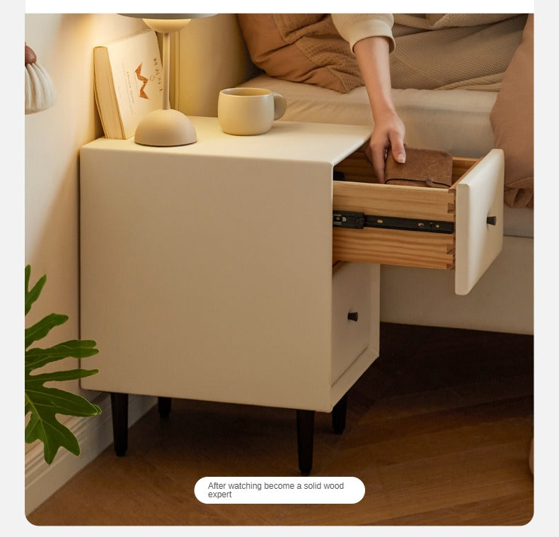 Ultra-narrow nightstand technology cloth.