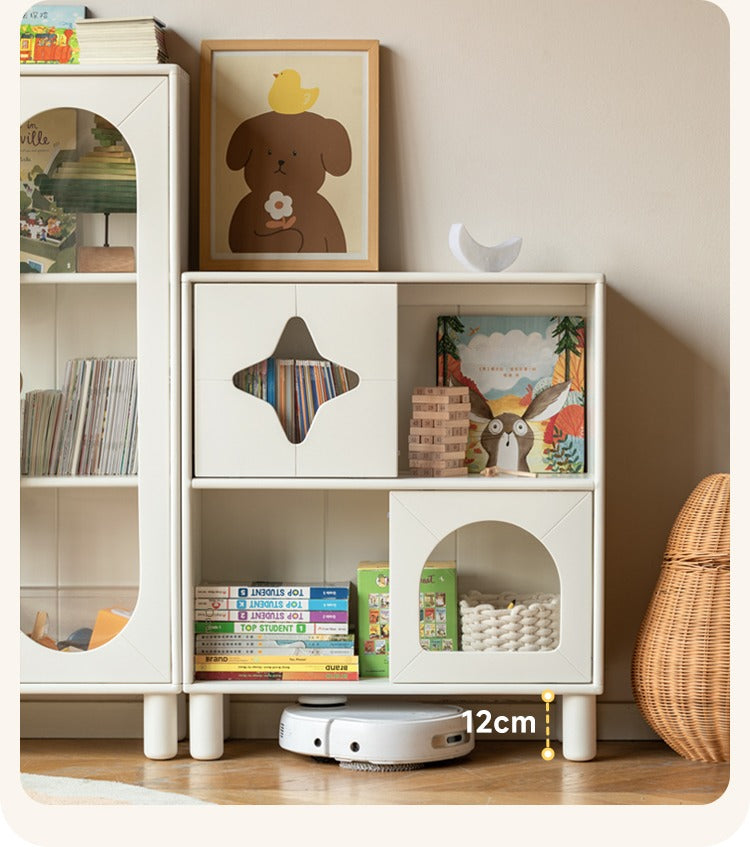 Rubber solid wood children's cream style bookcase