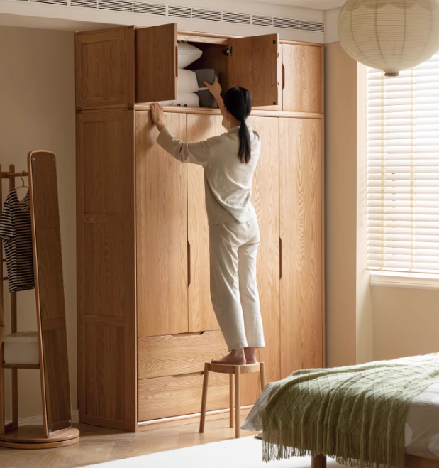 Oak solid wood Wardrobe ::