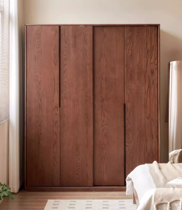 Oak Solid Wood Sliding Door Wardrobe: