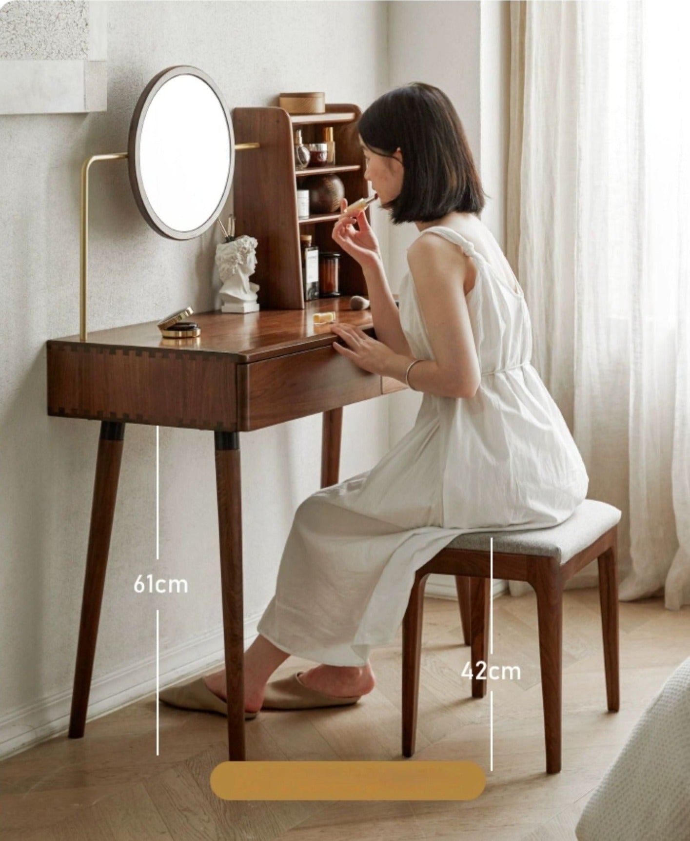 Black Walnut Solid Wood Mirror Dressing Table"