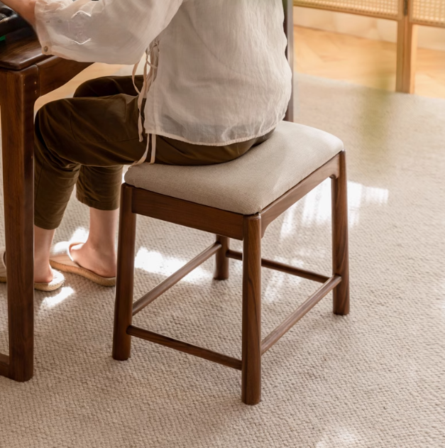 Black Walnut, Oak Solid Wood Retro Soft Makeup Stool