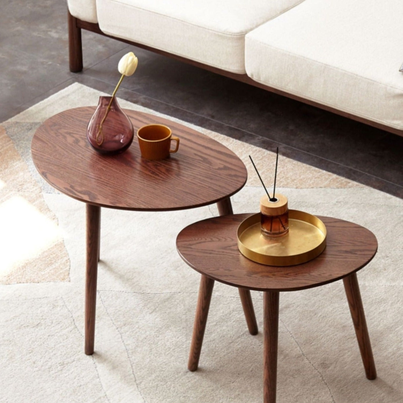 Solid Wood Small Tea Table Modern Simple Round Table Living Room Corner ...