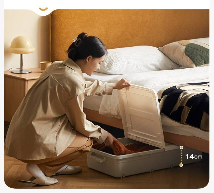 Beech Solid Wood Upholstered Bed — Retro Style with Floating Design, Luminous Light, Luxury Finish