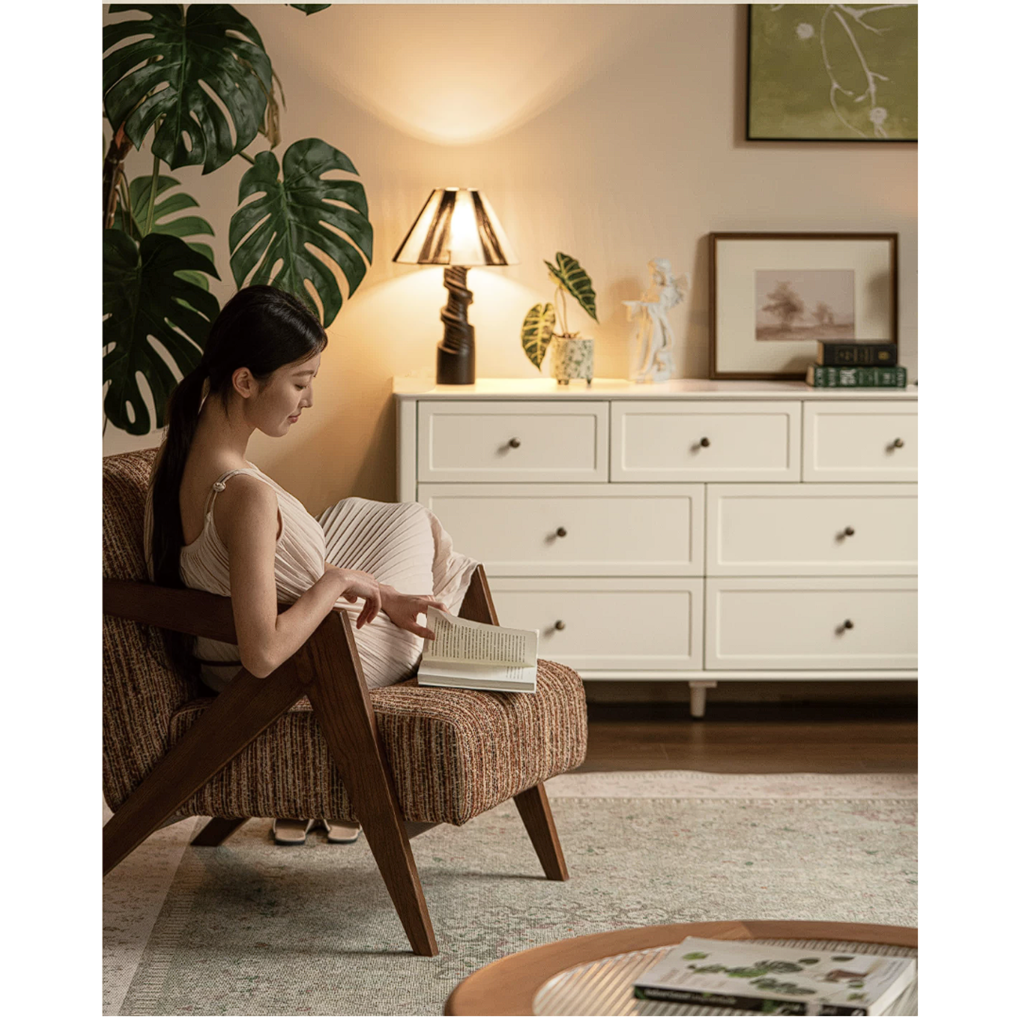 Rubberwood Solid Wood Bedroom Dresser with Elegant White Finish