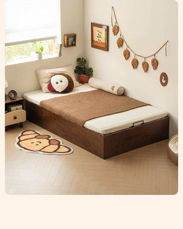 Rubberwood Solid Wood Storage Bed with No Headboard and Side-Opening Lid