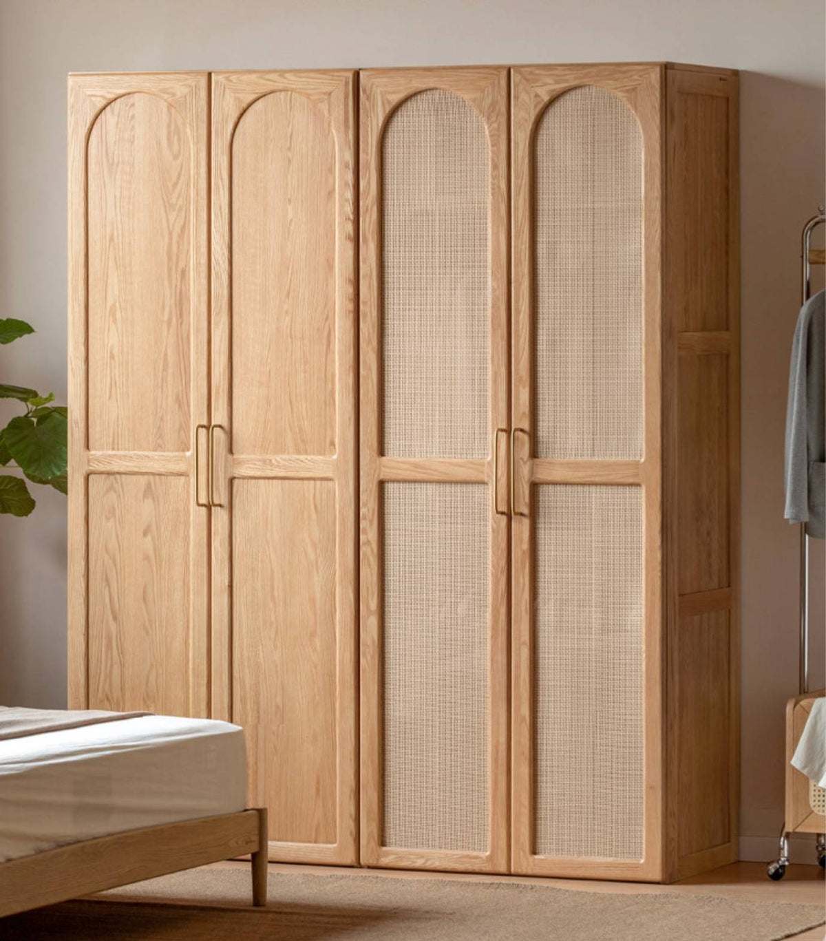 Oak Solid Wood Arched Rattan Door Wardrobe