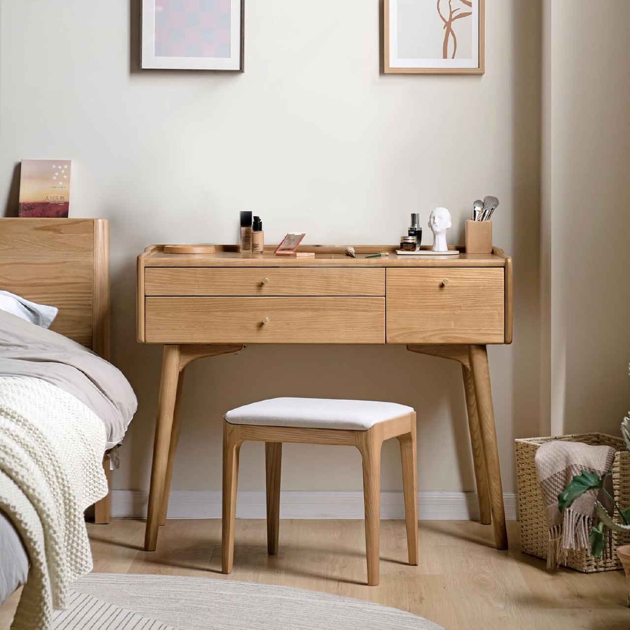 Ash, Cherry, Rubberwood Solid Wood Vanity Table