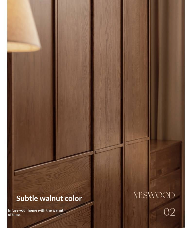 Oak Solid Wood Wardrobe with Modern Minimalist Design