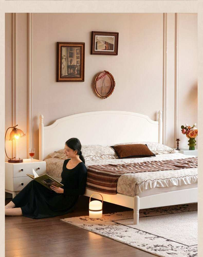 Rubberwood Solid Wood French Style Bed with White Curved Headboard and Elegant Retro Frame