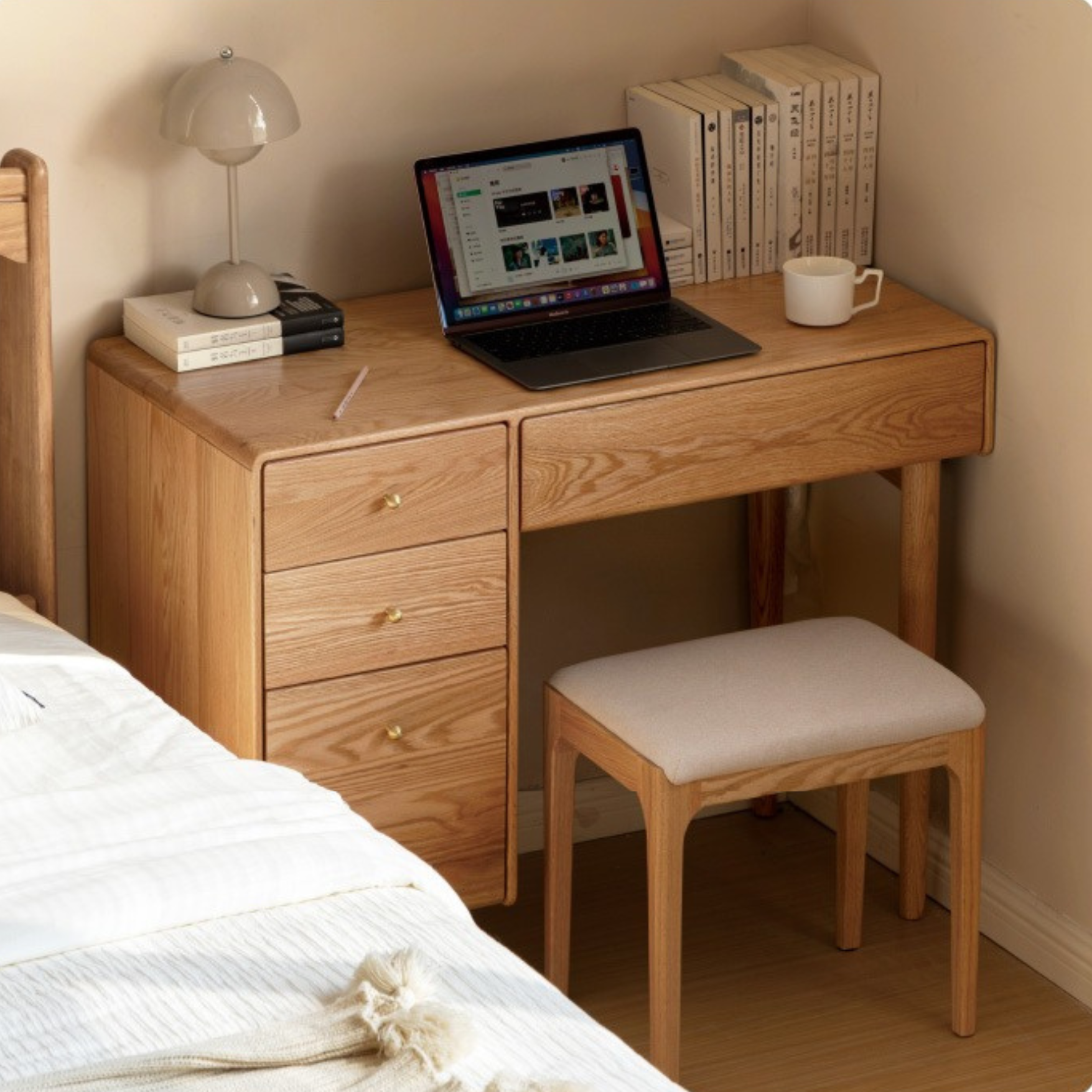 Oak Solid Wood Dressing Table Modern and Atmosphere