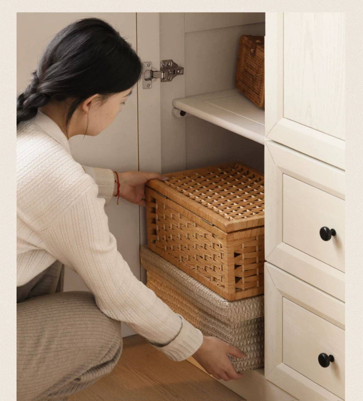 Ash Solid Wood American Style Wardrobe