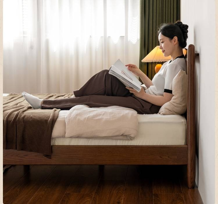 Oak Solid Wood Modern Simple Bed