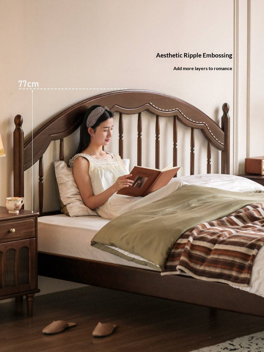 Poplar Solid Wood Bed — American Windsor Style with Retro Vertical Strip Design