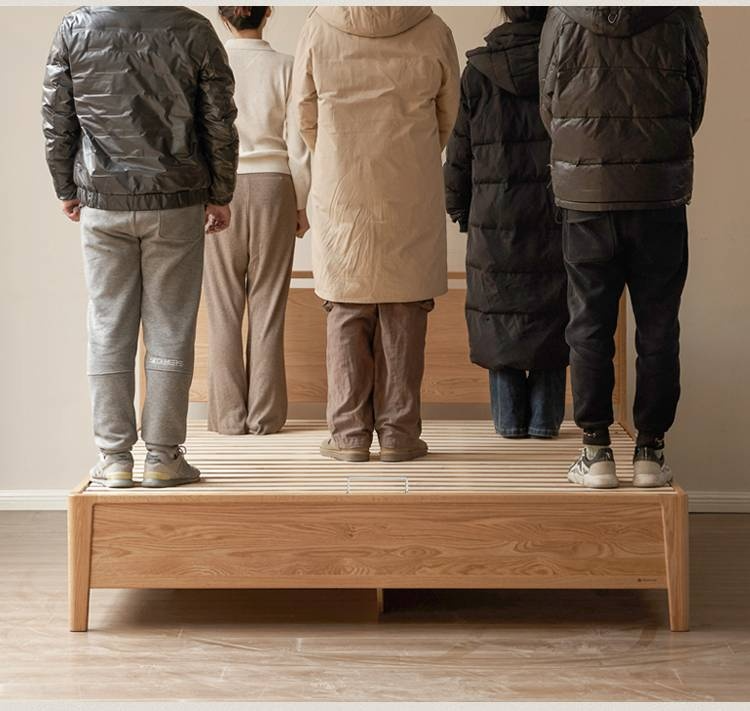 Oak Solid Wood High Box Bed in Modern Minimalist Design