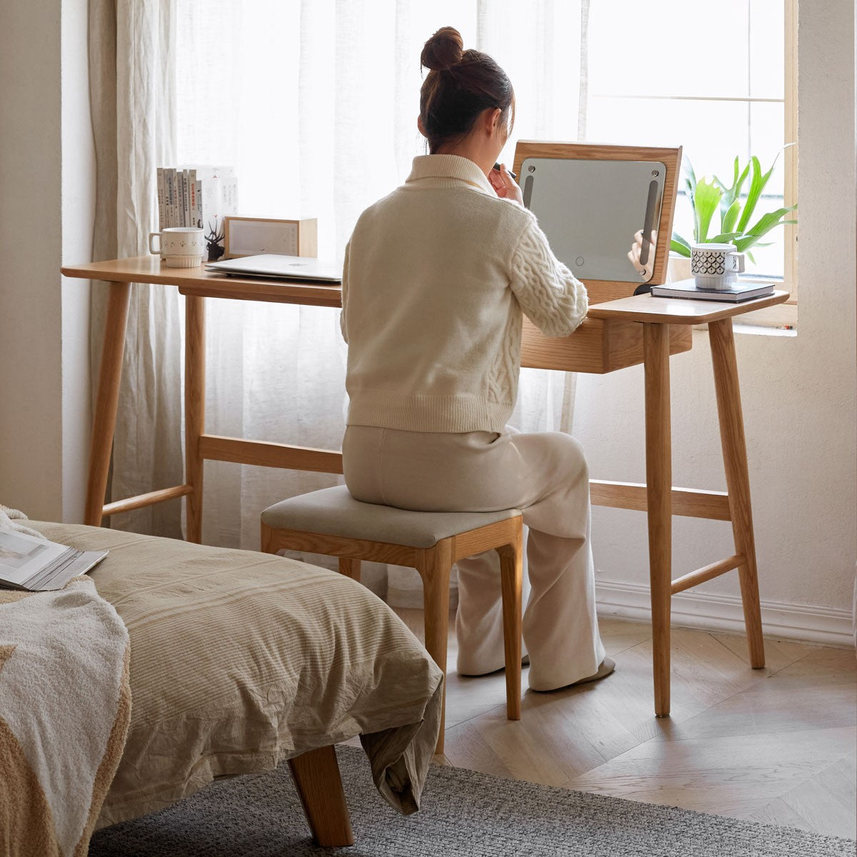 Oak solid wood Office desk and Dressing tables 2-in-1: