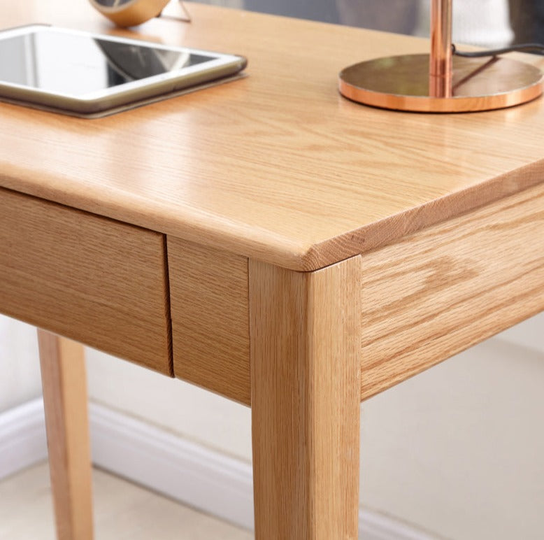 Small desk Oak solid wood"