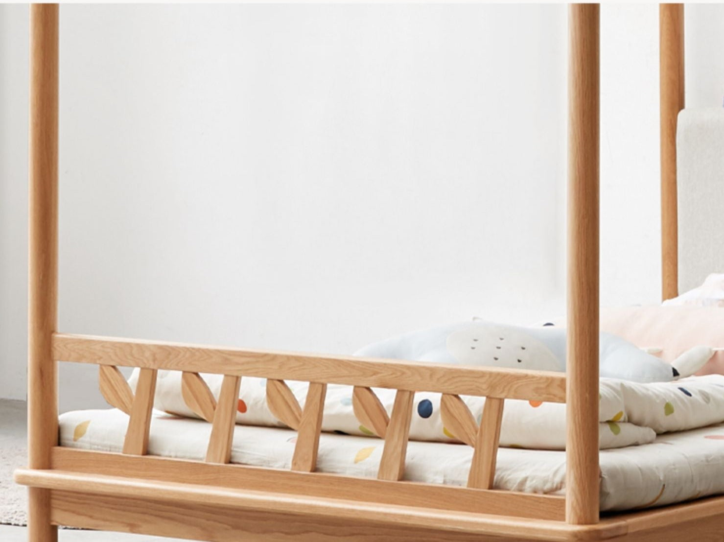 Oak solid wood House bed)